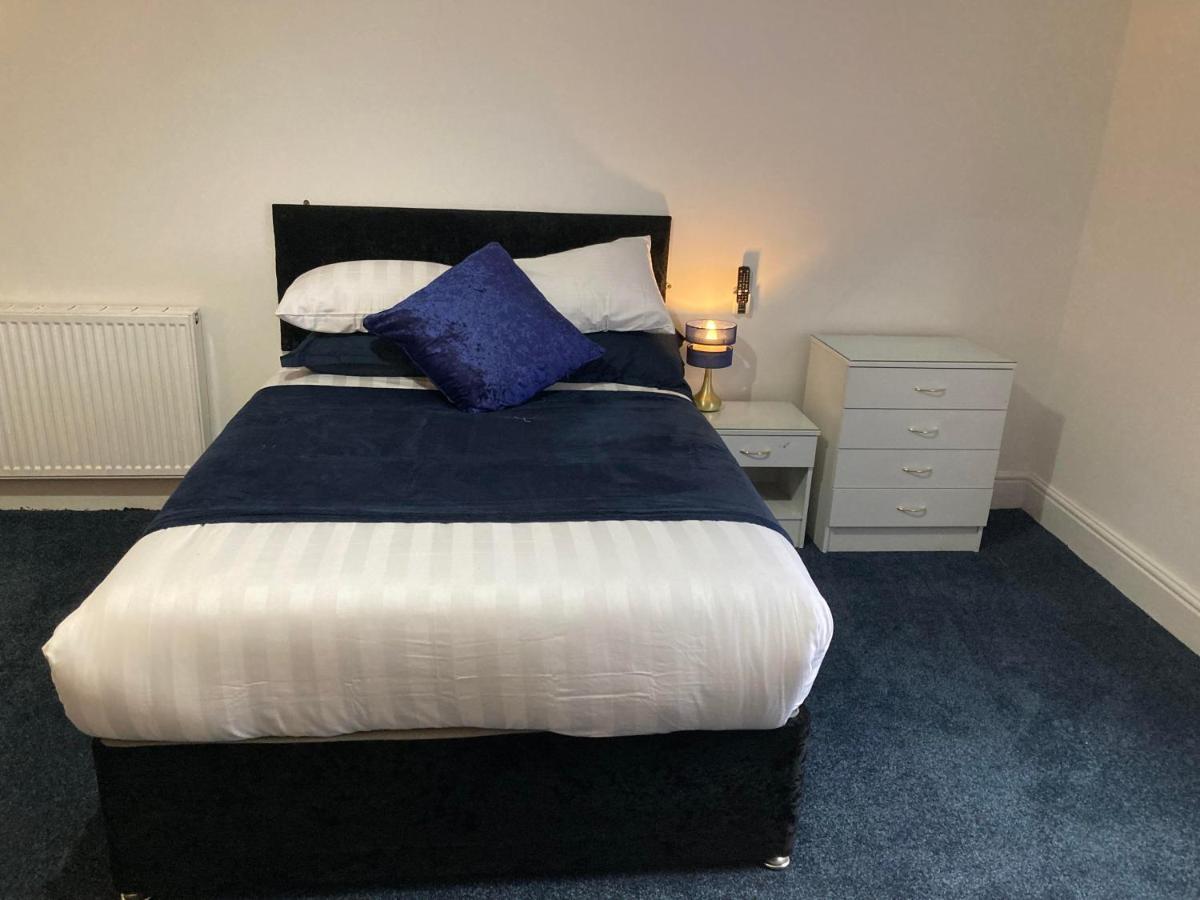 Agapi Apartment - Sea View Sleeps Ten 블랙풀 외부 사진