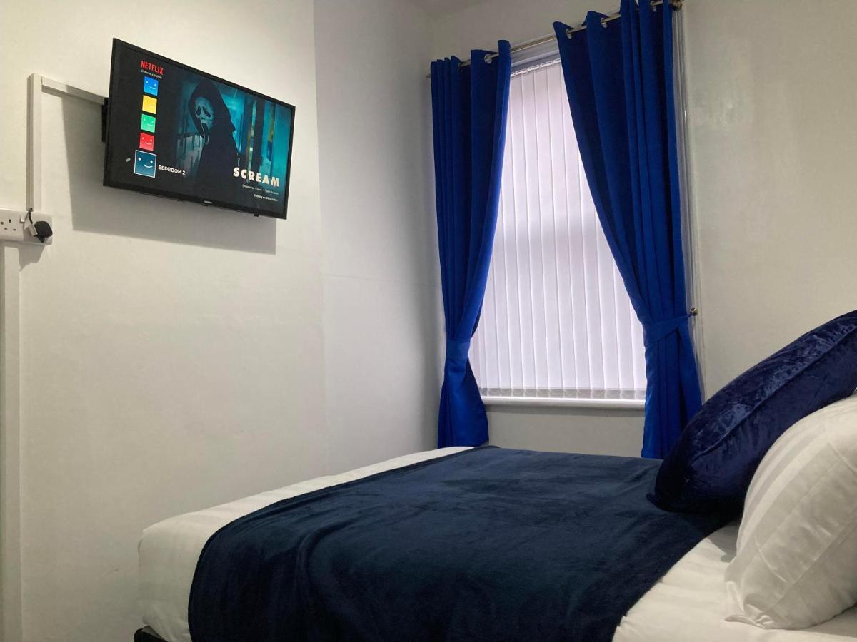 Agapi Apartment - Sea View Sleeps Ten 블랙풀 외부 사진